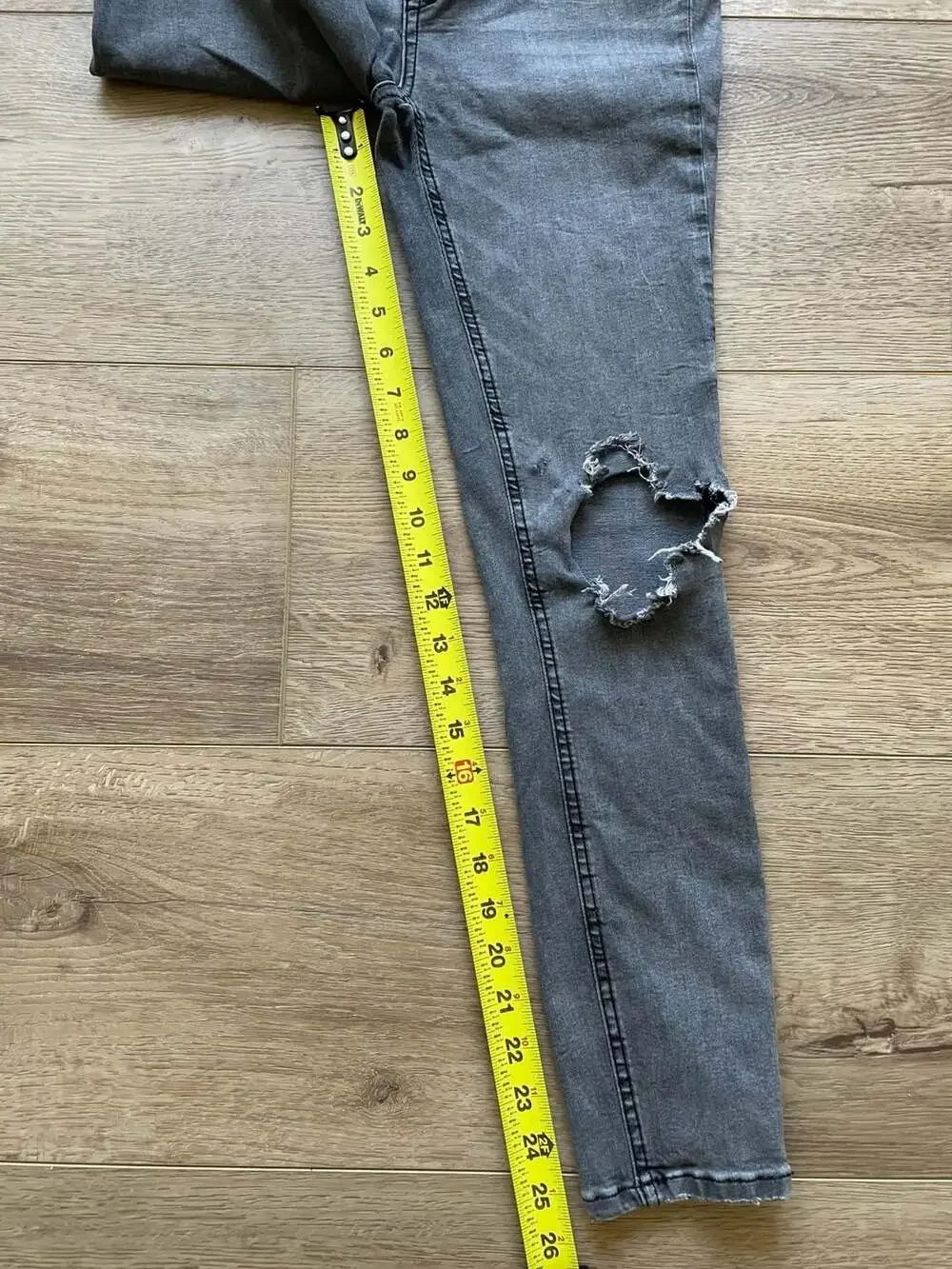 Free People High Rise Busted Knee Skinny Jeans Gray Distressed Women’s 27R